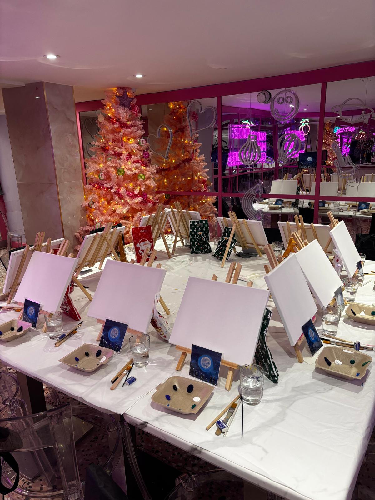 Paint and Sip Solihull / Shirley Christmas